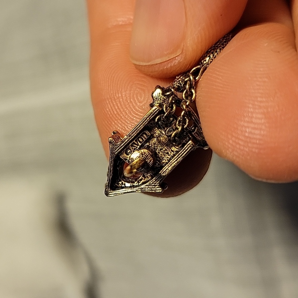 Vintage Avon Cute Cuckoo Pin - Picture 3 of 10